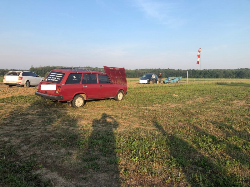 На Закарпатті виявили мотодельтаплан, яким могли переправляти контрабандний товар